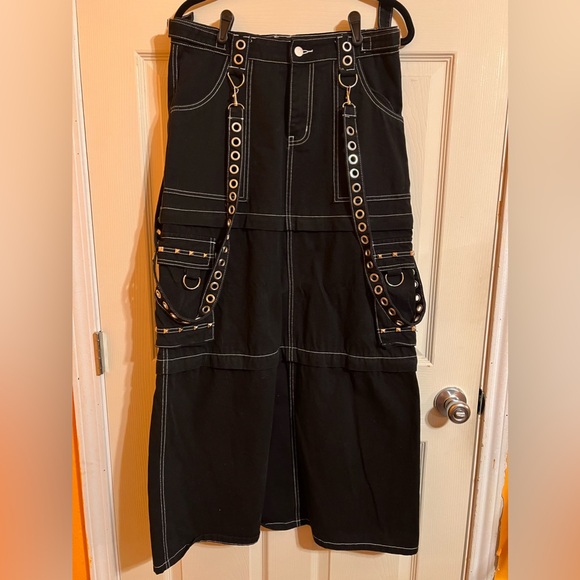 Current Mood Dresses & Skirts - Current mood Too Cool To Care Convertible 3-Length Skirt size medium